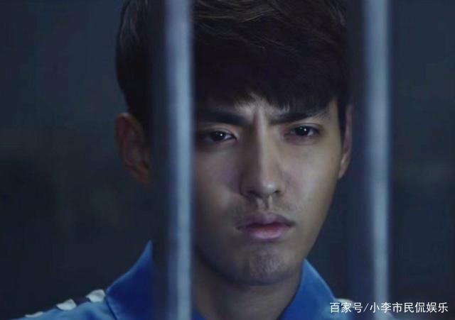 吴亦凡粉丝太疯狂,刚宣布被拘留,就有粉丝深夜去探视!