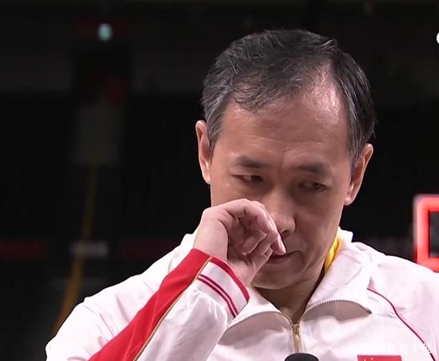 中国女篮三连胜昂首晋级,淘汰赛对阵出炉,夺冠对手仅剩一个