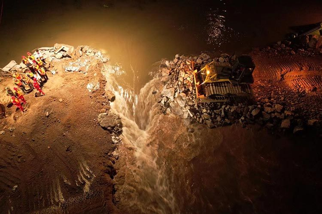 调查河南郑州暴雨灾害,防范悲剧重演|新京报社论