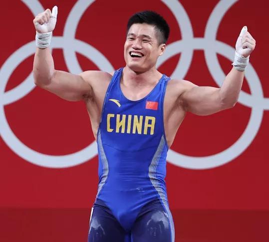 吕小军:国外健身房的“关公”,一大批外国铁粉等着要他的签名