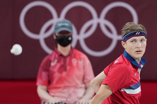 羽毛球——男单决赛:谌龙获得亚军(2)