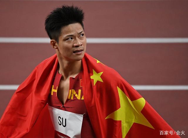 苦练6年终成亚洲飞人!和老婆恋爱16年才结婚,苏炳添人生太精彩