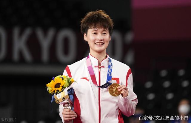 陈雨菲首次参加奥运,五场比赛稳定发挥,击败世界第一,霸气夺冠