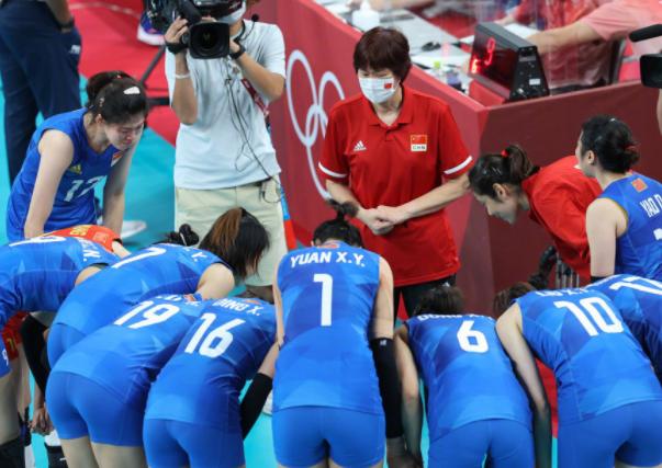 朱婷伤情真相大白!郎平直言手腕韧带撕裂,她诠释了女排精神
