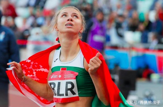 白俄运动员拒绝回国?是真不敢!总统这么说:没奖牌,别回国!