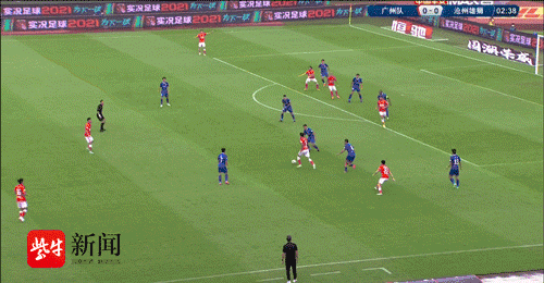 「进球gif」高拉特帽子戏法谢鹏飞传射,广州队5:2沧州雄狮