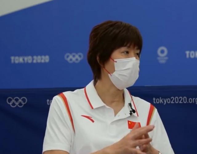 郎平:朱婷手腕韧带撕裂 医生说手术来不及最后选择保守治疗