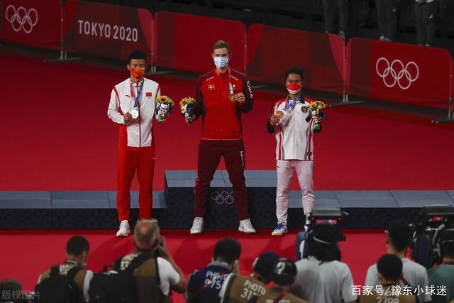 双龙戏珠,谌龙不敌安赛龙,无缘卫冕冠军!