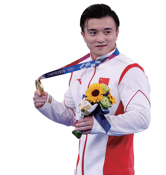 中国体操队斩获首金 陈一冰向刘洋送祝福:完美!新的吊环王不负众望!