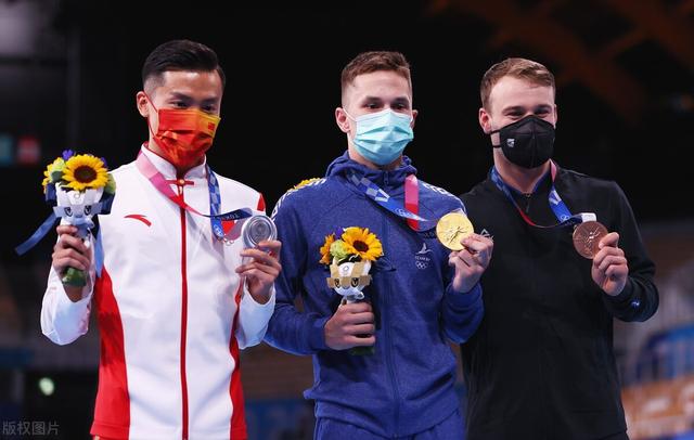 蹦床决赛得分没问题,董栋难度和腾空得分差距明显,伊万值得金牌