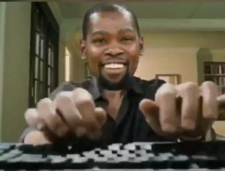 杜兰特迷上新人了?身高1米97,还有神仙颜值,是朱婷的前队友