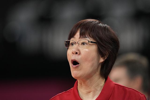 郎平谢幕战!女排迎战南美劲旅,朱婷接班人扛大旗,一人成关键
