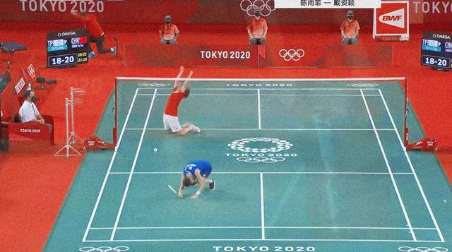 小s回应“国手”风波,众代言品牌迅速切割,还有脸请求别封杀?