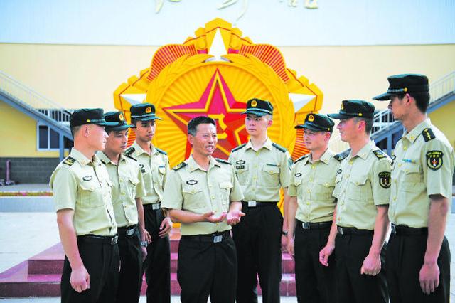 8月2日解放军报导读