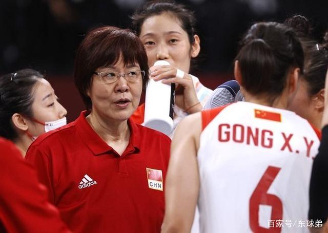 女排为何溃败?对手迷惑,朱婷伤情本可避免,分金牌心态坑了郎平
