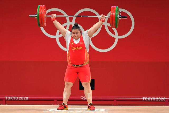 第29金!李雯雯轻松获得举重女子87公斤以上级金牌
