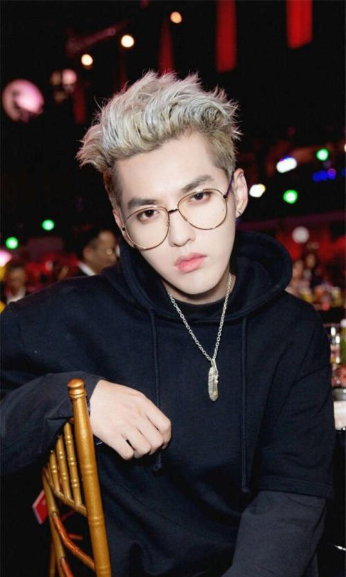 诱导粉丝应援打榜取消了!吴亦凡账号全平台封禁,其粉丝行为过激