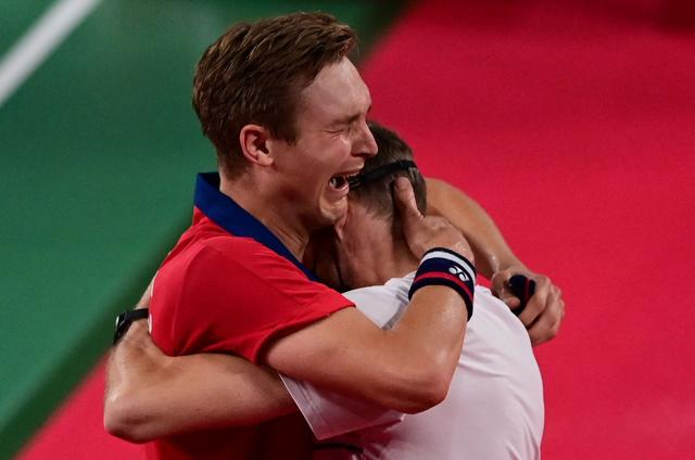 现场|说中文的小伙实力圈粉,安赛龙终于追上了偶像林丹