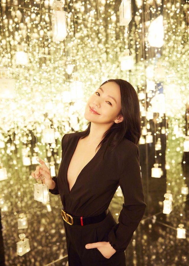 小S妈妈:拜托厂商网友不要封杀她,求求你们!网友:不配,滚吧