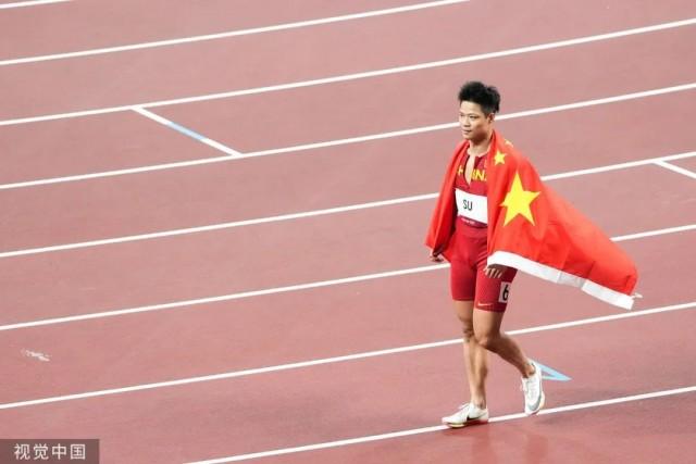 年龄焦虑?干了这碗苏氏鸡汤!