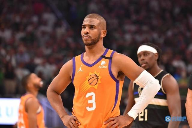 名记:保罗4年1.2亿美元续约太阳