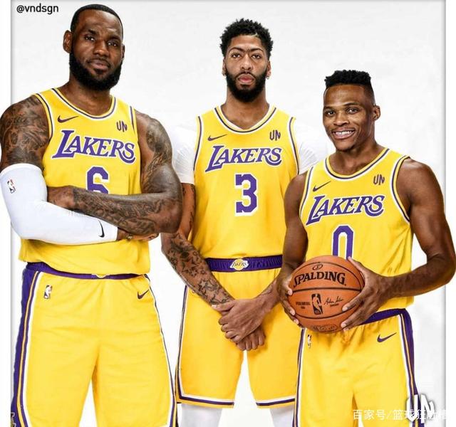 詹姆斯振臂高呼!归位!霍华德、安东尼、艾灵顿、麦基重返湖人!