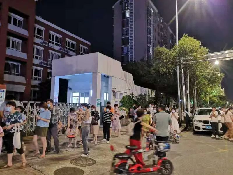 南京“防疫”何以如此之“难”丨政知灼见