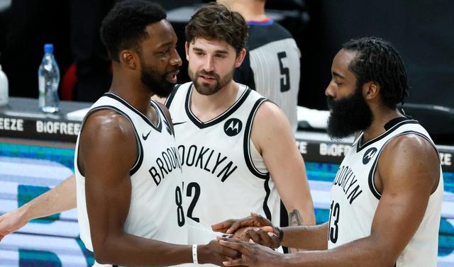 篮网离队首人诞生!3巨头失帮手,丁维迪引多队争抢有望先签后换