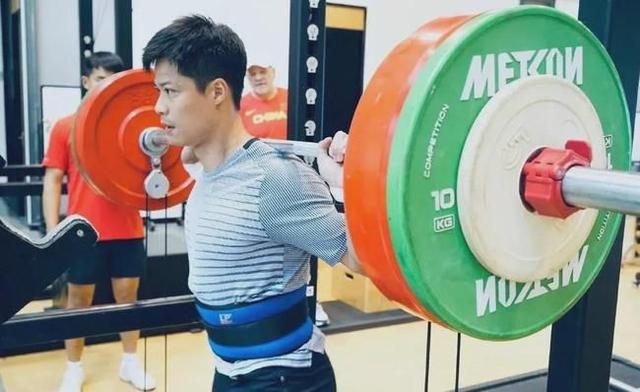 苏炳添副教授以自己为例发表中国男子百米短跑论文?