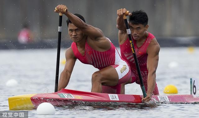 奥运-皮划艇静水男子1000米双人划艇半决赛 刘浩/郑鹏飞晋级A组决赛
