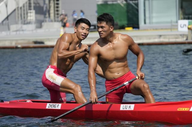 男子1000米双人划艇 刘浩/郑鹏飞刷新奥运最佳成绩晋级决赛