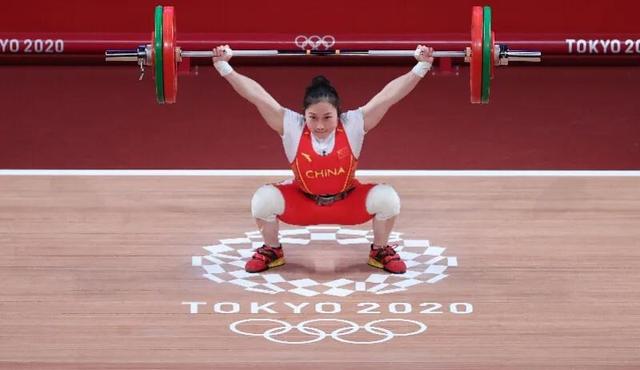 7金1银!中国举重天团,在国外好火爆