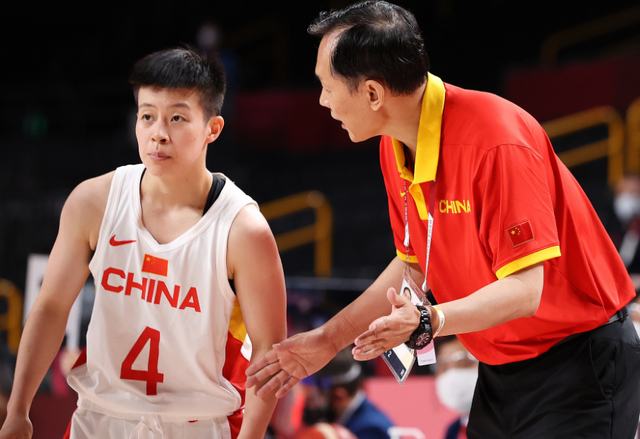 CCTV5直播!中国女篮决战塞尔维亚,许利民全力争四强,目标奖牌