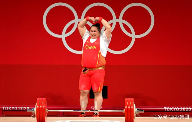 7金1银完美收官!举重梦之队告诉世界什么是中国力量!