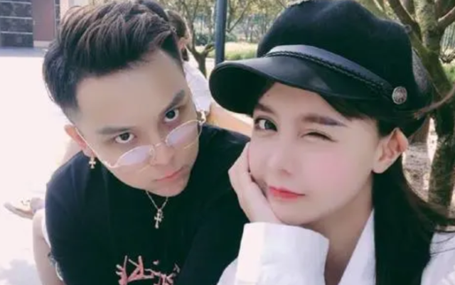 韩安冉带小猪妹去沙漠游玩,小猪先生却在解释豪宅问题,太讽刺了