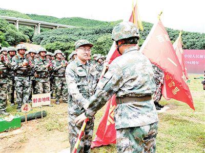 西双版纳州举行庆祝中国人民解放军建军94周年暨军事日活动