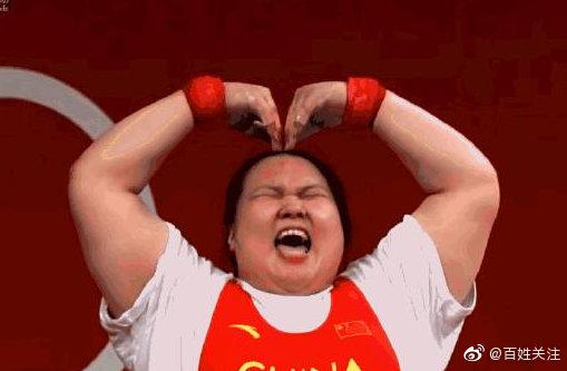 东京奥运会的赛事紧张激烈,赛事之外奥运村的纸板床……