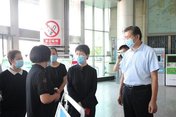 闫小杏副市长督导检查交通运输系统疫情防控工作