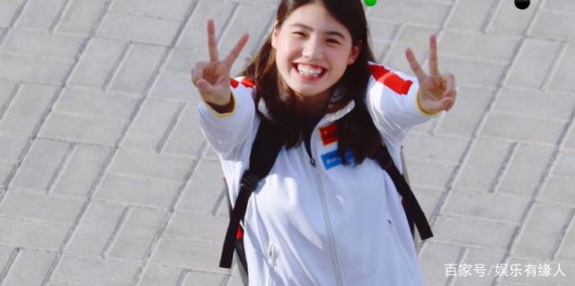 奥运冠军张雨霏在线追星成功,用金牌召唤出郭麒麟,随后两人互关