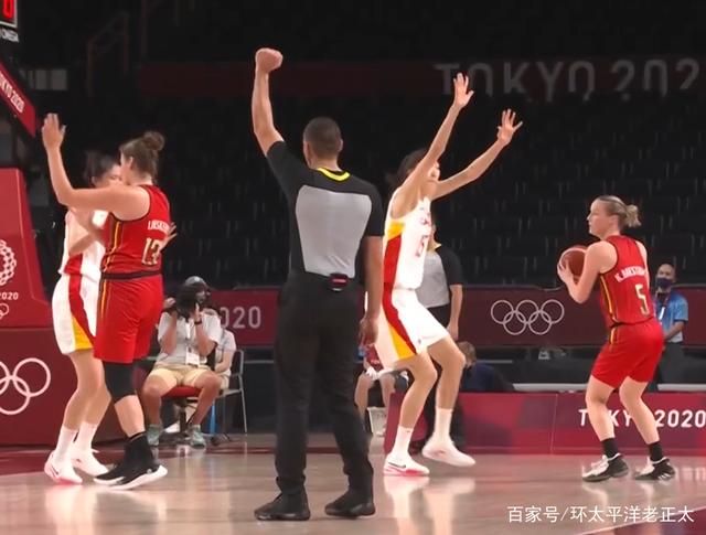 中国女篮74-62比利时!3连胜小组第1晋级8强,中国3大球最后希望
