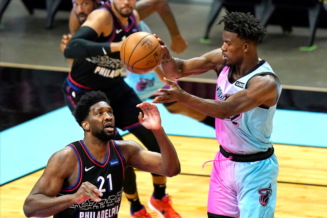 一笔先签后换!两笔重量级续约,莱利盘子越来越大,这次真输不起