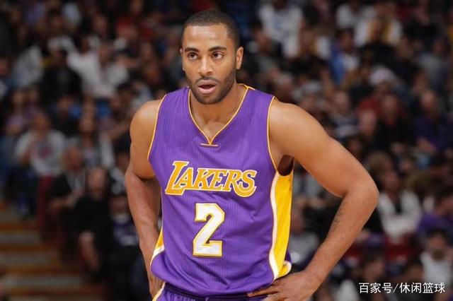 重磅!3名老将联手詹眉,湖人真成养老院了