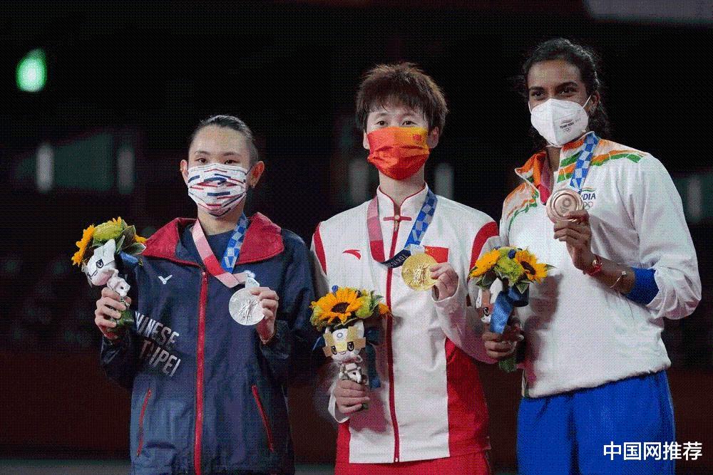 “一个中国”不容双面人和稀泥!小S因立场问题口碑崩塌、狂丢代言...