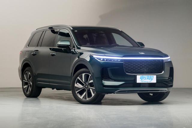 理想汽车正式启动在港上市 初步发售1千万普通股