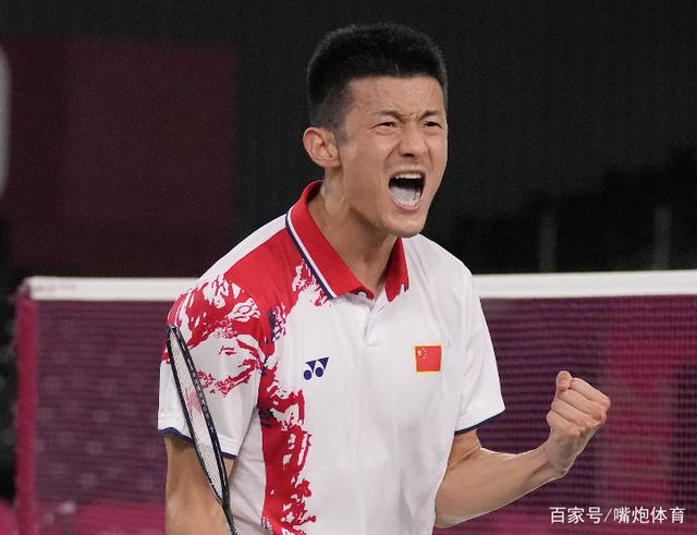 2金4银!谌龙输球赢得尊重,对手大哭跟他换球衣,日本5金变成0金