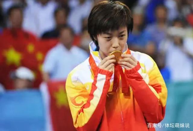 退役10周年,大魔王张怡宁意外登上热搜,退役原因是没有对手