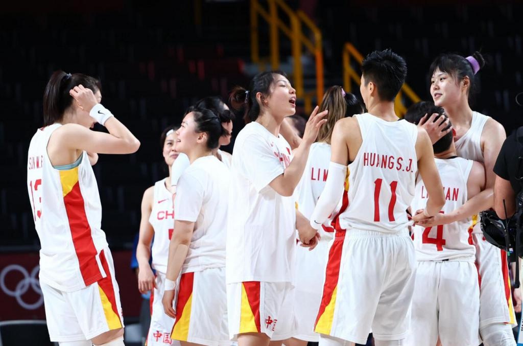 中国女篮小组第一出线,八强战迎战塞尔维亚