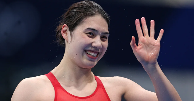 太暖心了!张雨霏赛后拥抱战胜病魔的池江璃花子,约定:明年见