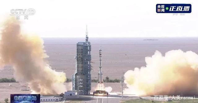 航天员在快乐星球的生活