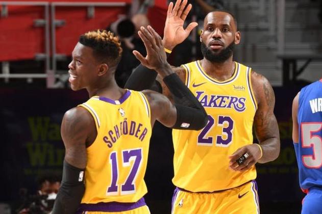 湖人队换了,公牛队签了,尼克斯也签了!施罗德服软了,但也凉了